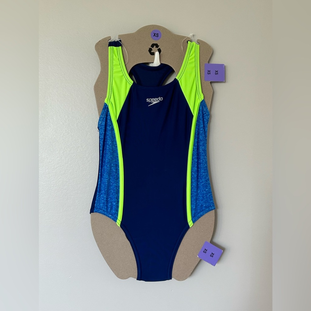 Speedo youth swimsuit XS 5/6